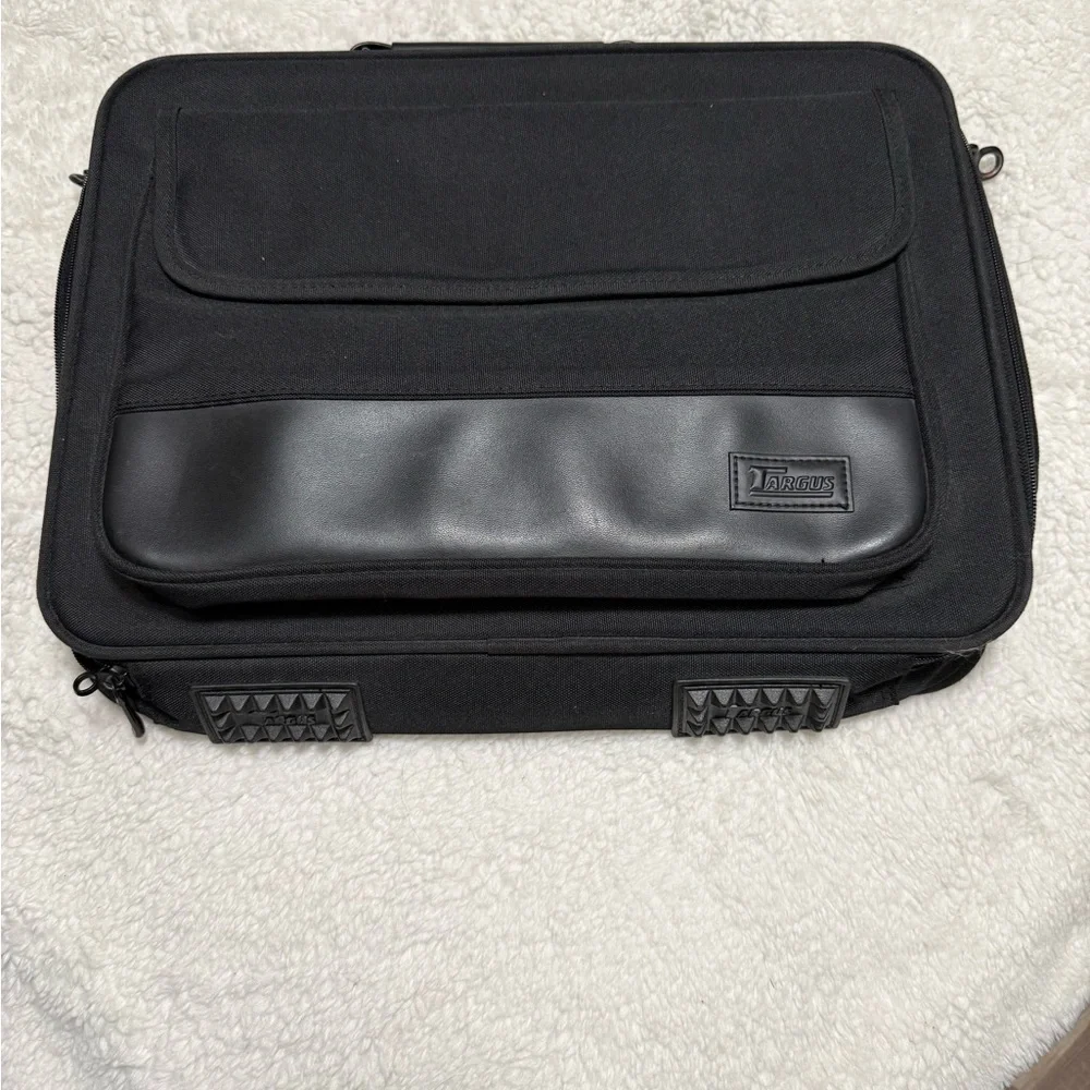 Vtg deadstock Targus Laptop Briefcase Y2K Office Core Minimalist Tech Bag Strap